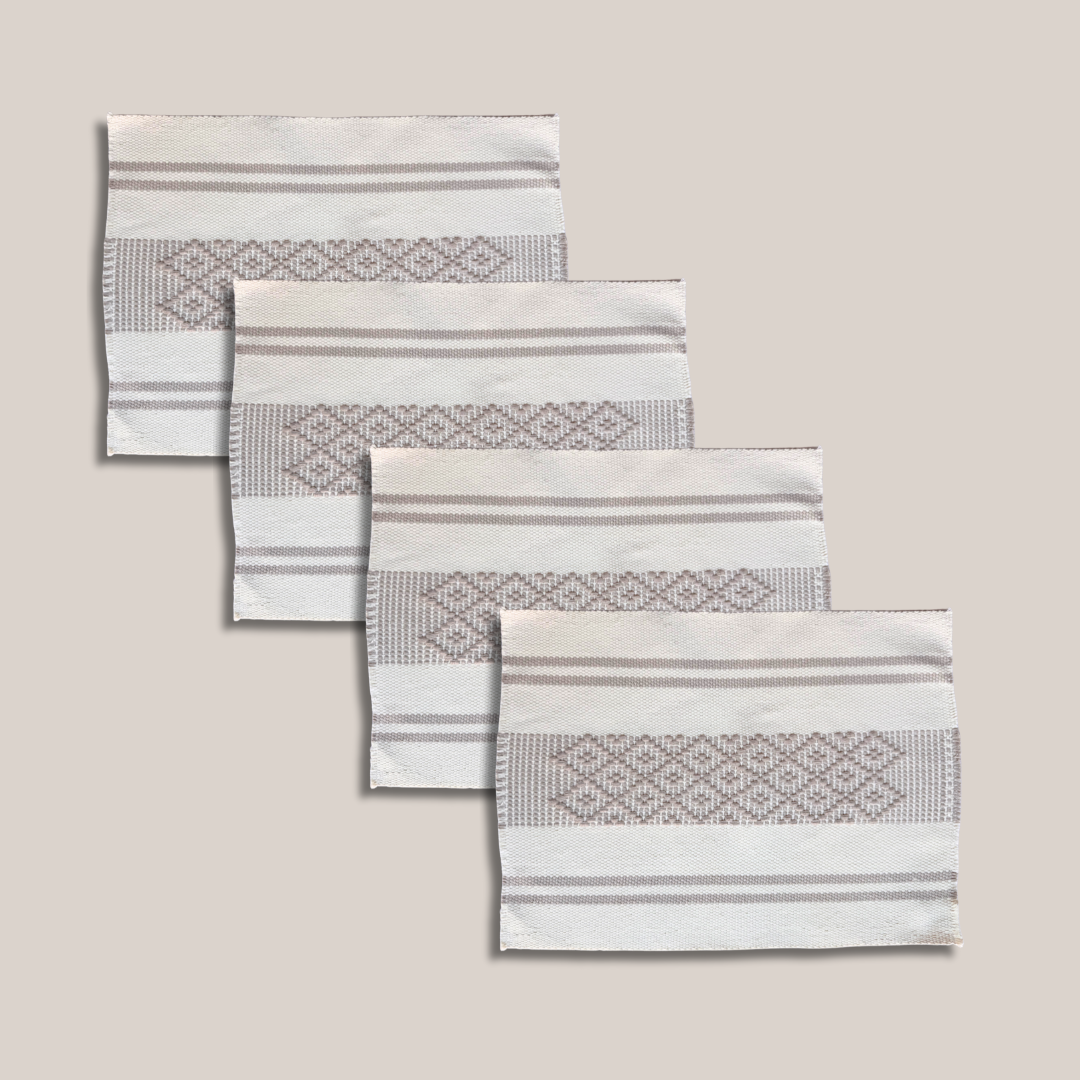 Martha Placemats, Spikes