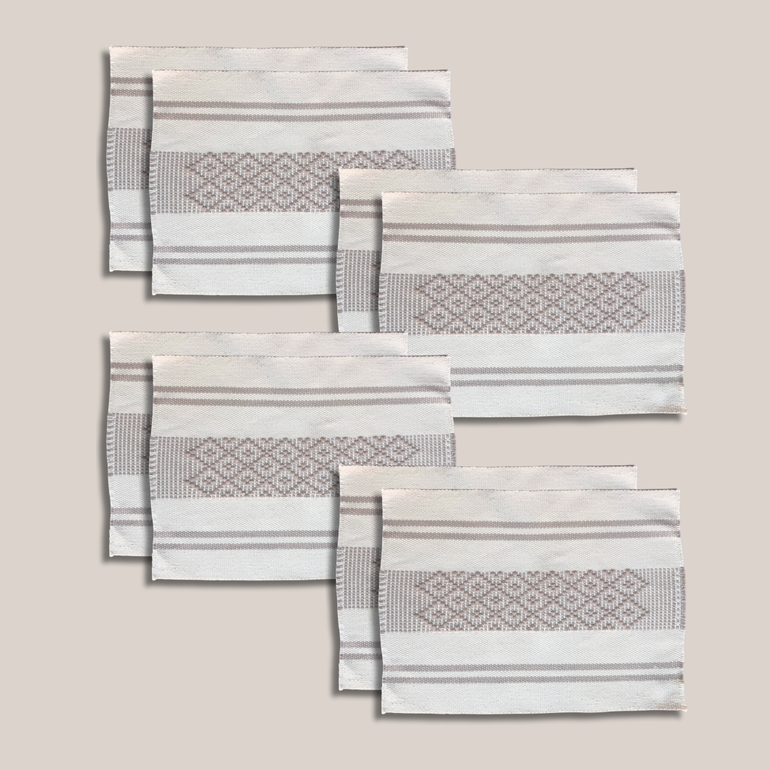 Martha Placemats, Spikes