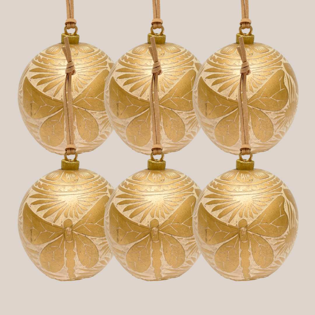 Large Natural Sphere | Old gold