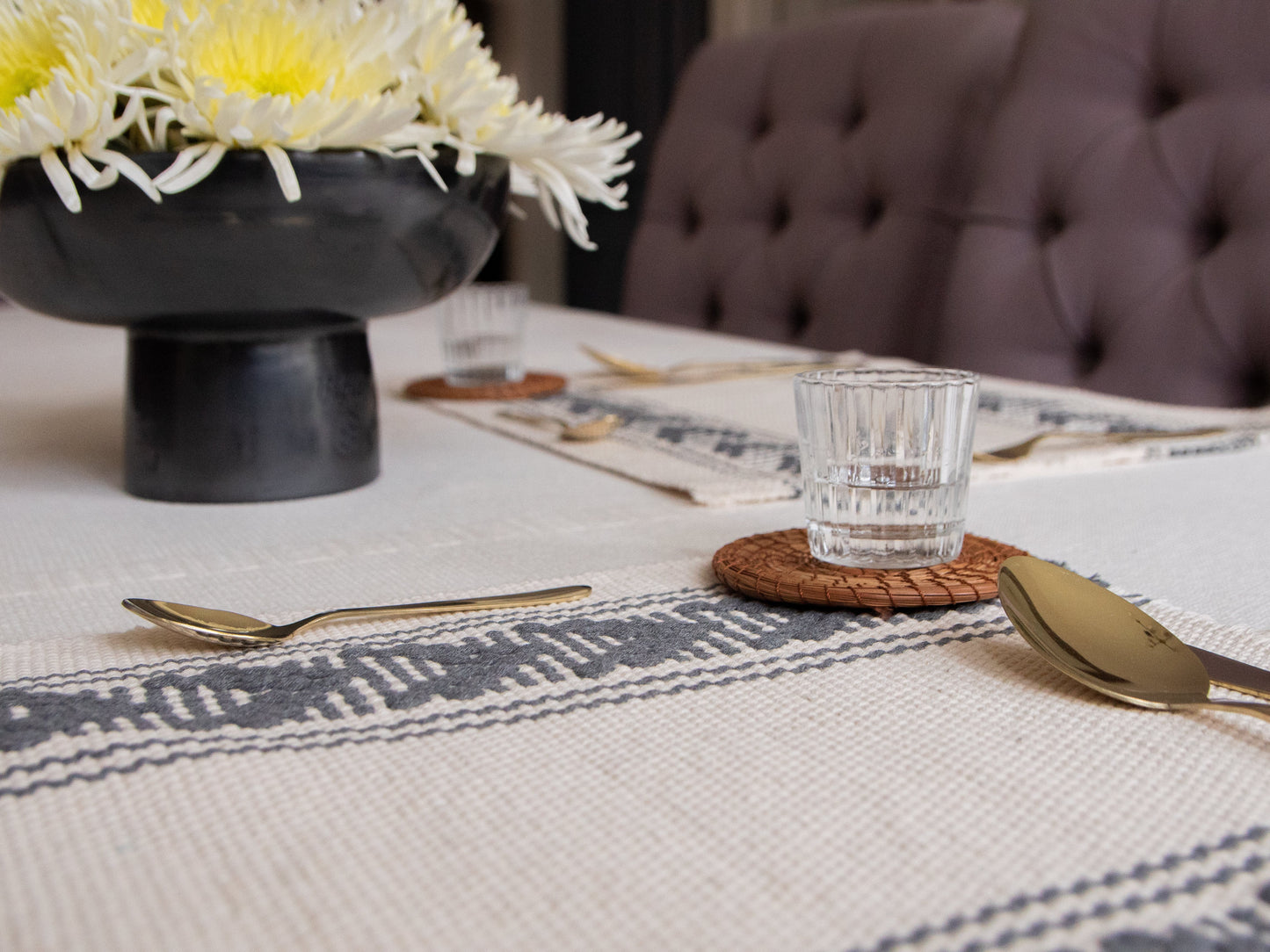 Martha Placemats, Spikes