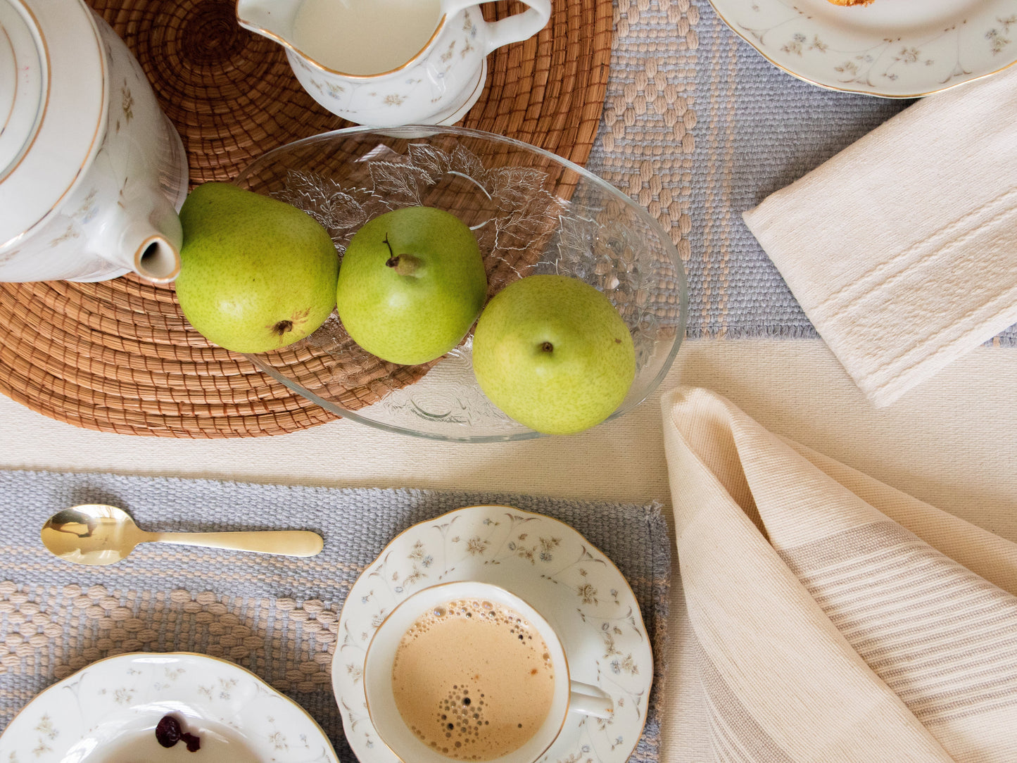 Martha, Placemats | silver blue