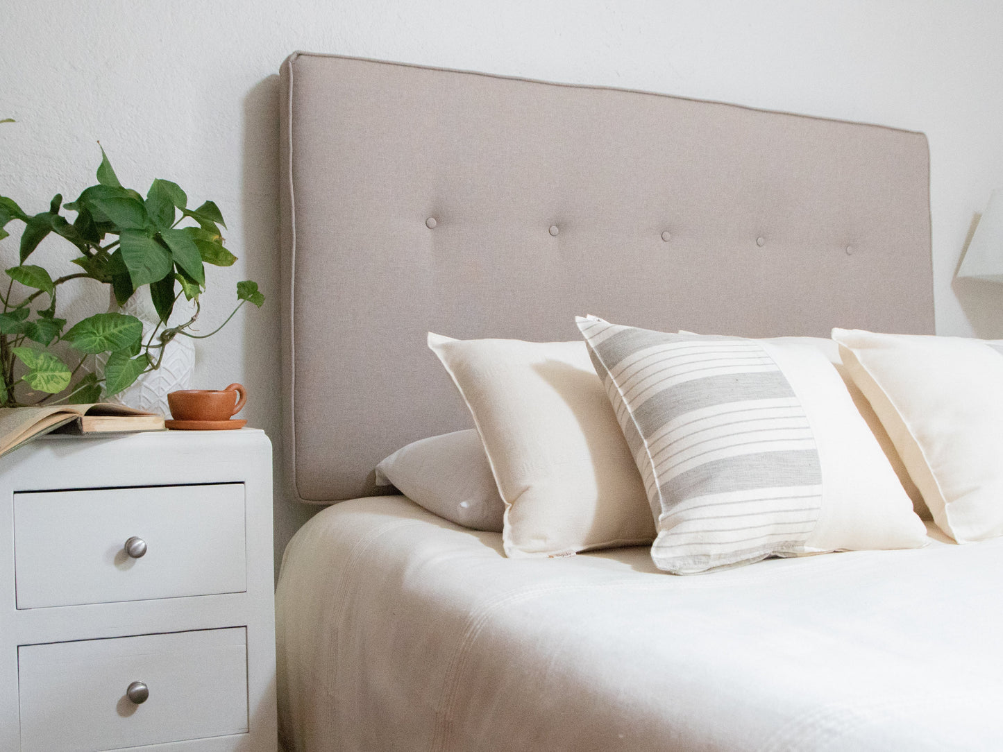 Yolanda | Natural Bedspread