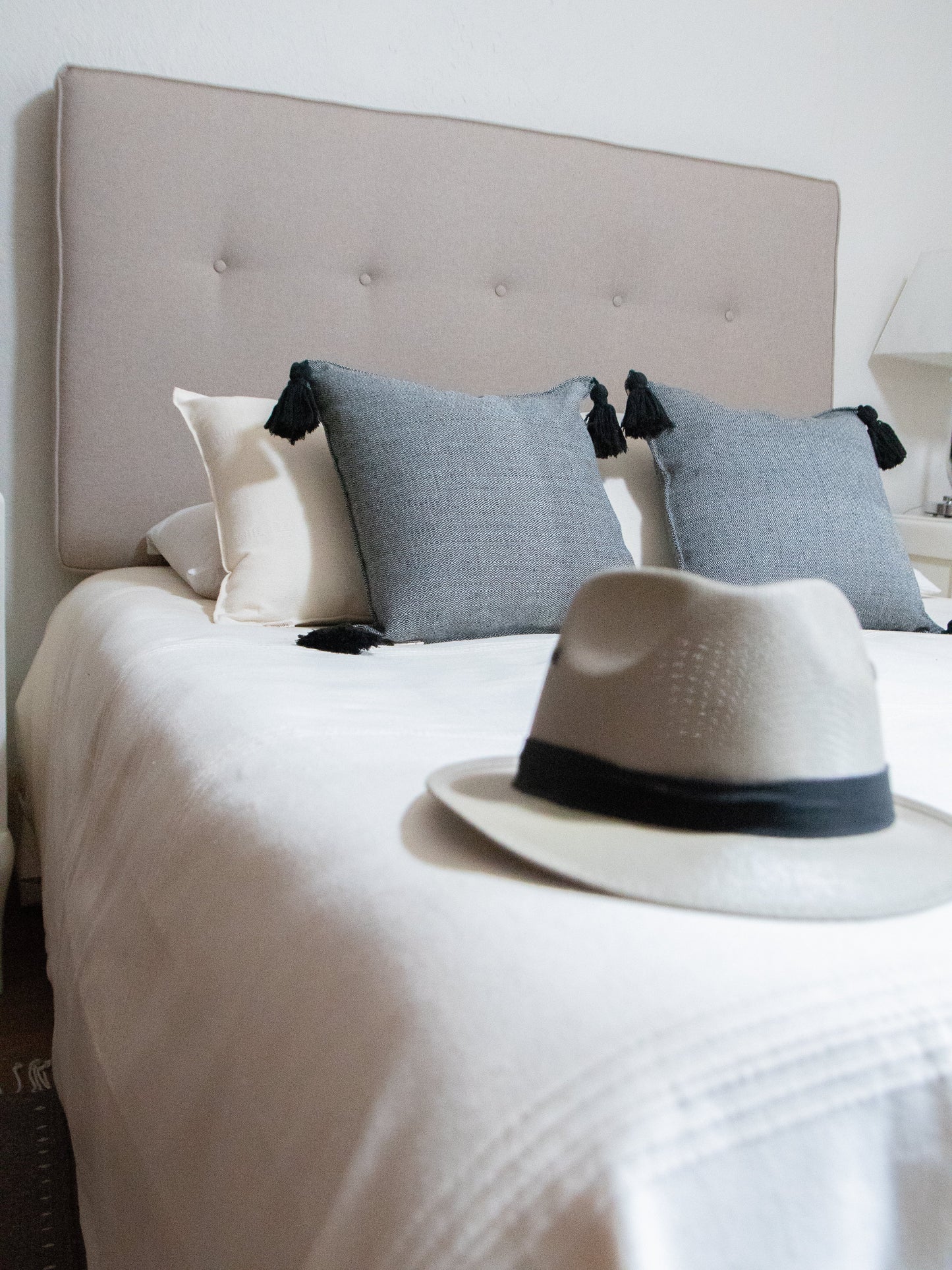 Yolanda | Natural Bedspread