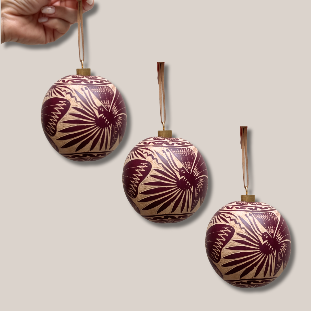 Natural Sphere with Suede Cord | Pearl White (Set 6 Pieces)