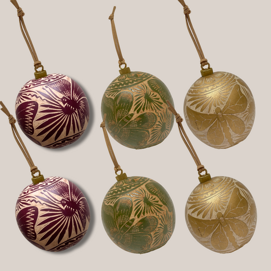 Natural Sphere with Suede Cord | MIXED (Set 6 Pieces)
