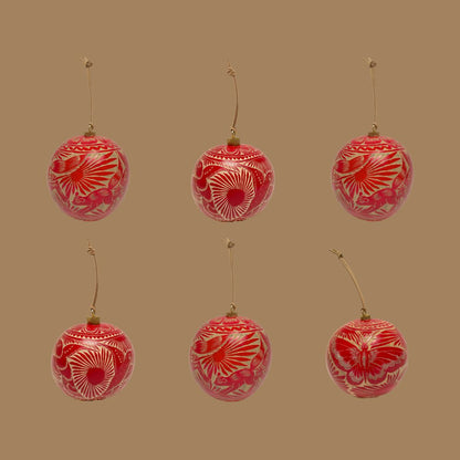 Esfera Natural con Cordón Gamuza | Rojo Carmín (Set 6 Piezas)