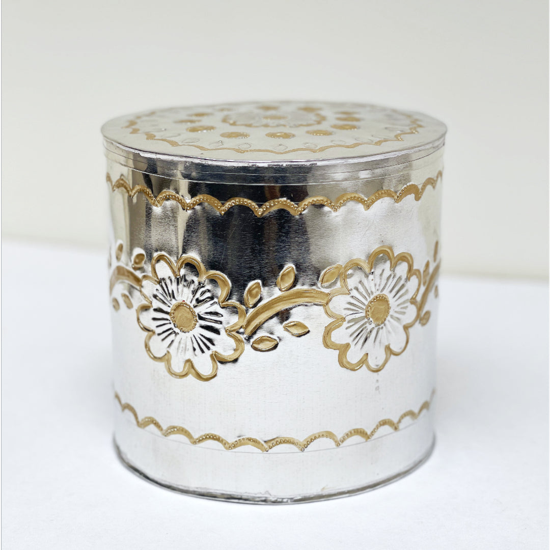 Gift | Candle + Decorative Tin